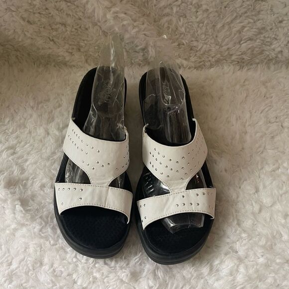 Skechers Rumbler white  wedge slip on straps sandals silver studs accent SZ11 - Picture 4 of 12